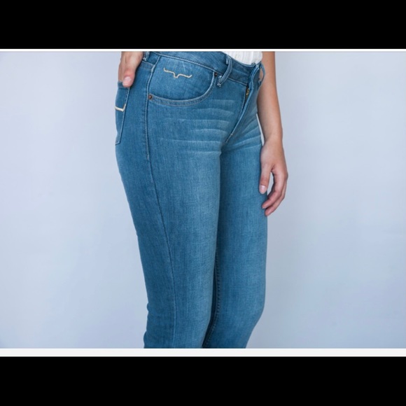 SOLD - Picture 3 of 3